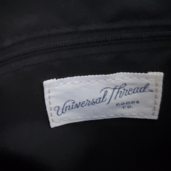 Universal Thread Leopard Print Crossbody Bag - Picture 5 of 8